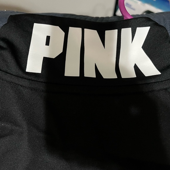 EUC CUTE VS PINK SET SIZE MEDIUM - Picture 7 of 7